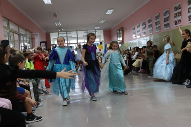 b_1024_768_0_00_images_2023_2024_Swietlica_Bajkowe_Swieto_402241587_805316891396261_257050198205182545_n